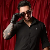 Brad_Summer Adlı Modelin Avatarı