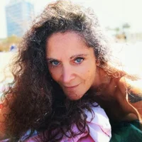 MaviBurbujita's Avatar Photo