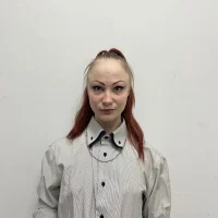 EllienScott Φωτ, Προφίλ