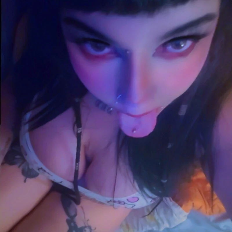 rosenrrot Stripchat profile image