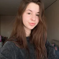 julia_clau's Profile Pic