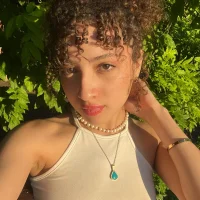 VioletGrey's Profile Pic