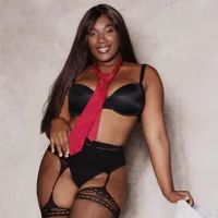 IslaRose1's Profile Pic