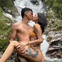 MakkiAndJimmyy's Avatar Pic