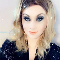 AshlynnJames's Profile Pic