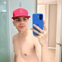 Leo_col