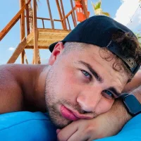 Xelabron_01's Profile Pic
