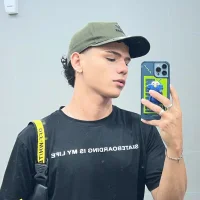 sebascuterouss' Avatar Pic