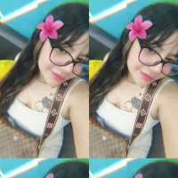 roxianis's Profile Pic