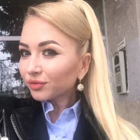 MikaGray 的個人資料圖片