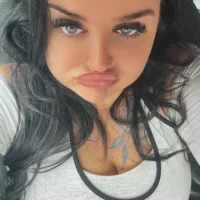 DaisyRosee_'s Avatar Pic