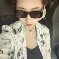 Jingjing-arrival's Avatar Pic