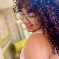 Lizaa_rose's Profile Pic