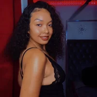 MissHoneyRae's Profile Pic