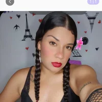 Roxy-Pulse's Profile Pic