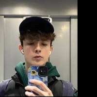 herechka's Profile Pic