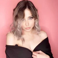 Hot_Rina's Profilna slika