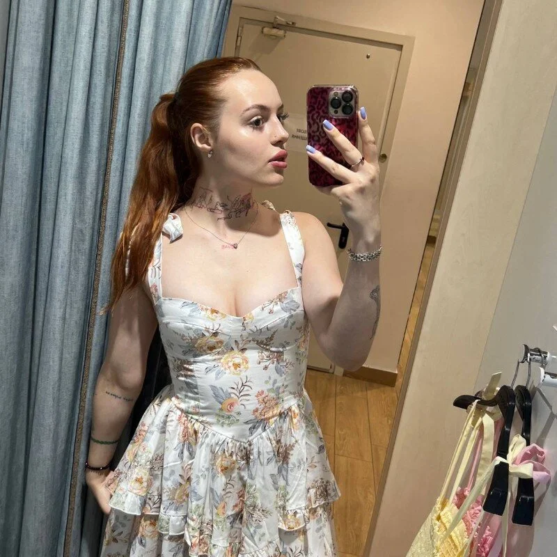 karolhorny profile photo