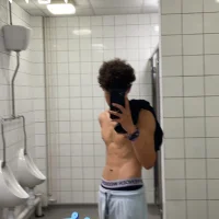 hayhee07's Profile Pic
