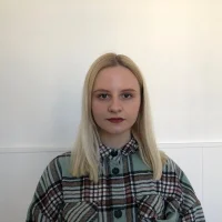BessieGib's Profile Pic