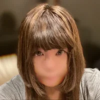 airi__ch Φωτ, Προφίλ