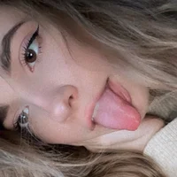 รูปโปรไฟล์ของ RoseBerri