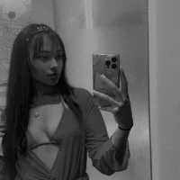 Layah_Rose26's Profile Pic