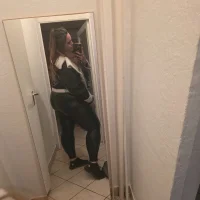 Dorinka's Profile Pic