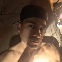 รูปโปรไฟ ล์ของ youngreadytee