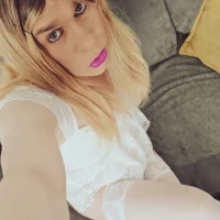 bethanyrosesissy Gambar Avatar