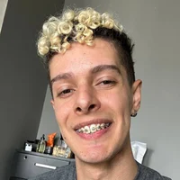 blondetwink's Profile Pic