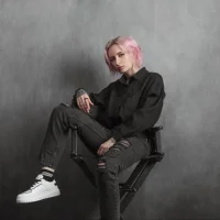 Ảnh Đại Diện _HelenCarter