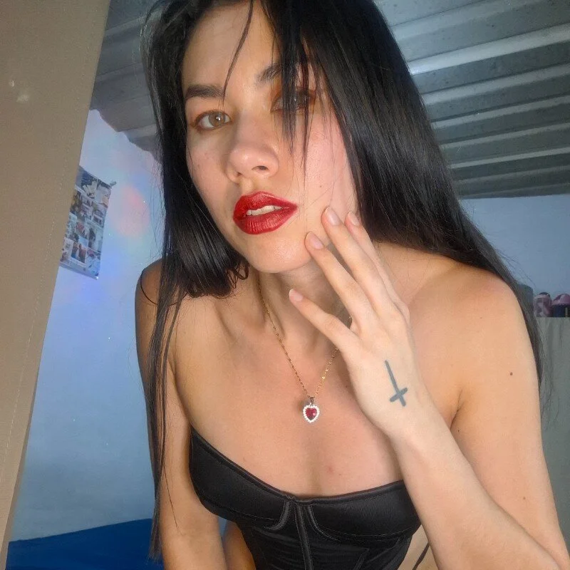 YelenaVergara_ profile photo