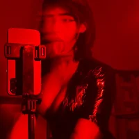 vampi05's Profile Pic