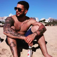 elegantrick's Profile Pic
