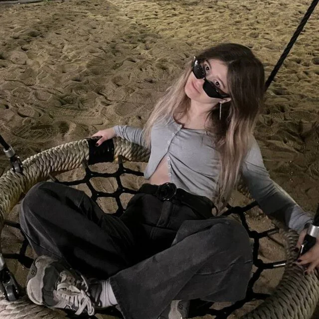 Kate_Jomallona