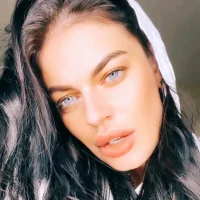 Famula's Profile Pic