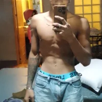 bugartt12's Profile Pic