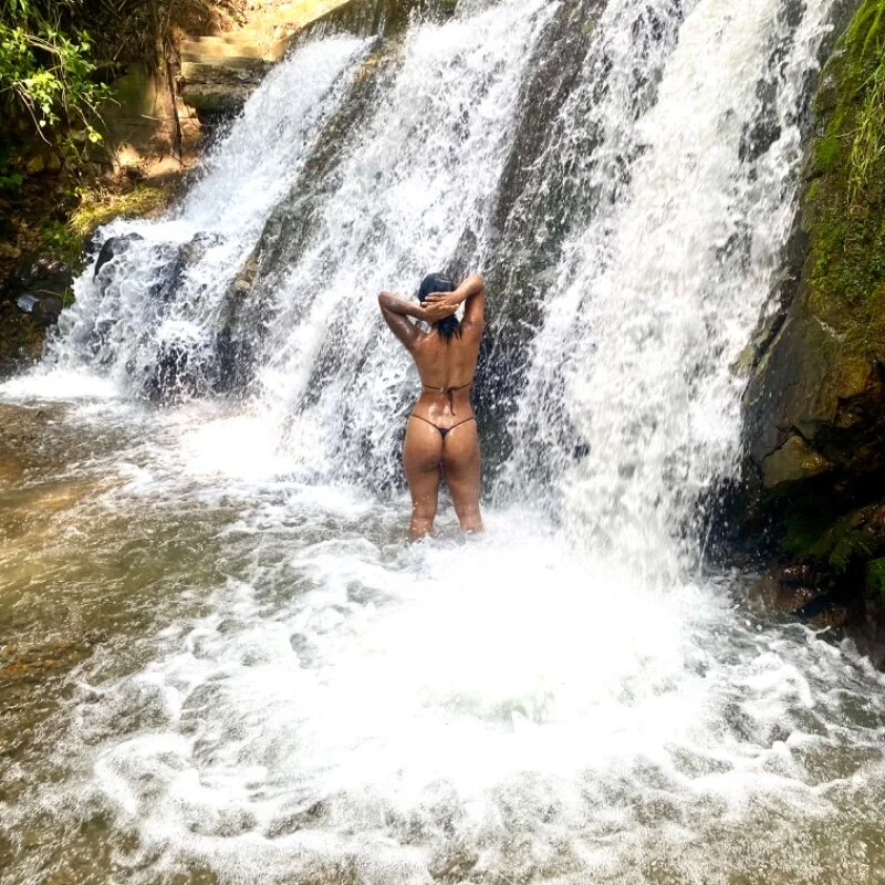 Charlotte_bronxxx