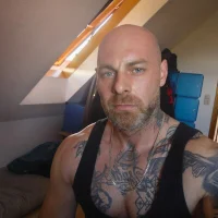 DirtyPat85 webcam