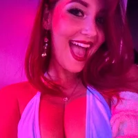 صورة الملف الشخصي لـ peachslice