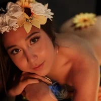 Gambar Profil maddiepurple__