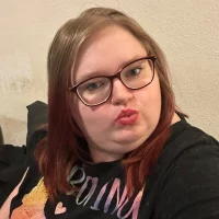 Sommergirl1998's Avatar Photo