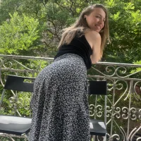 Nora_Joyce's Offline Chat Room