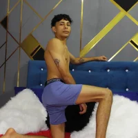 Tonicaro_1 的個人資  料圖片