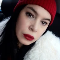 Monica-Mia Gambar Avatar