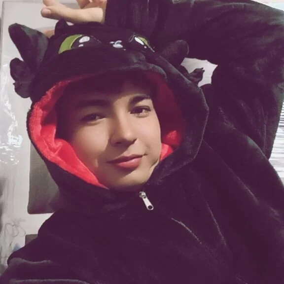 AlexVibe23 profile photo