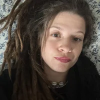 TheMoonNTheSun's Avatar Pic