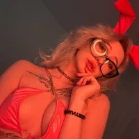 Dolly_Molly_'s Profile Pic