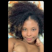 Izzis_606's Profile Pic